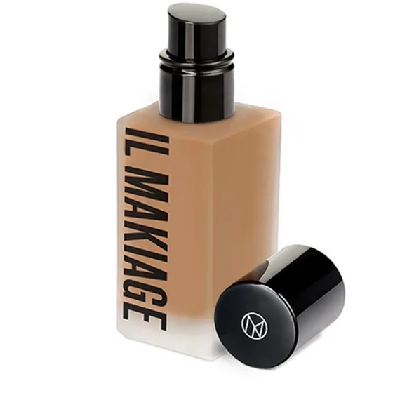 foundation and concealer - Picture 5 of 6